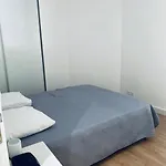 Superbe Climatise Avec Wifi Classe 3 Etoiles A 50 M De La アパート *