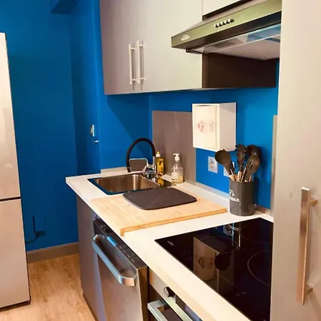 Superbe Climatisé Avec Wifi Classé 3 étoiles à 50 M De La Apartamento *